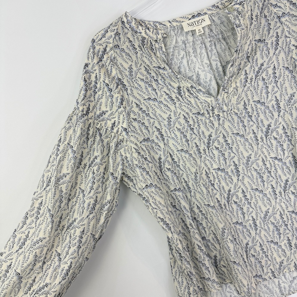 Nation LTD Pia Pintuck Blouse Womens XS White Blue Floral Organic Cotton 13564